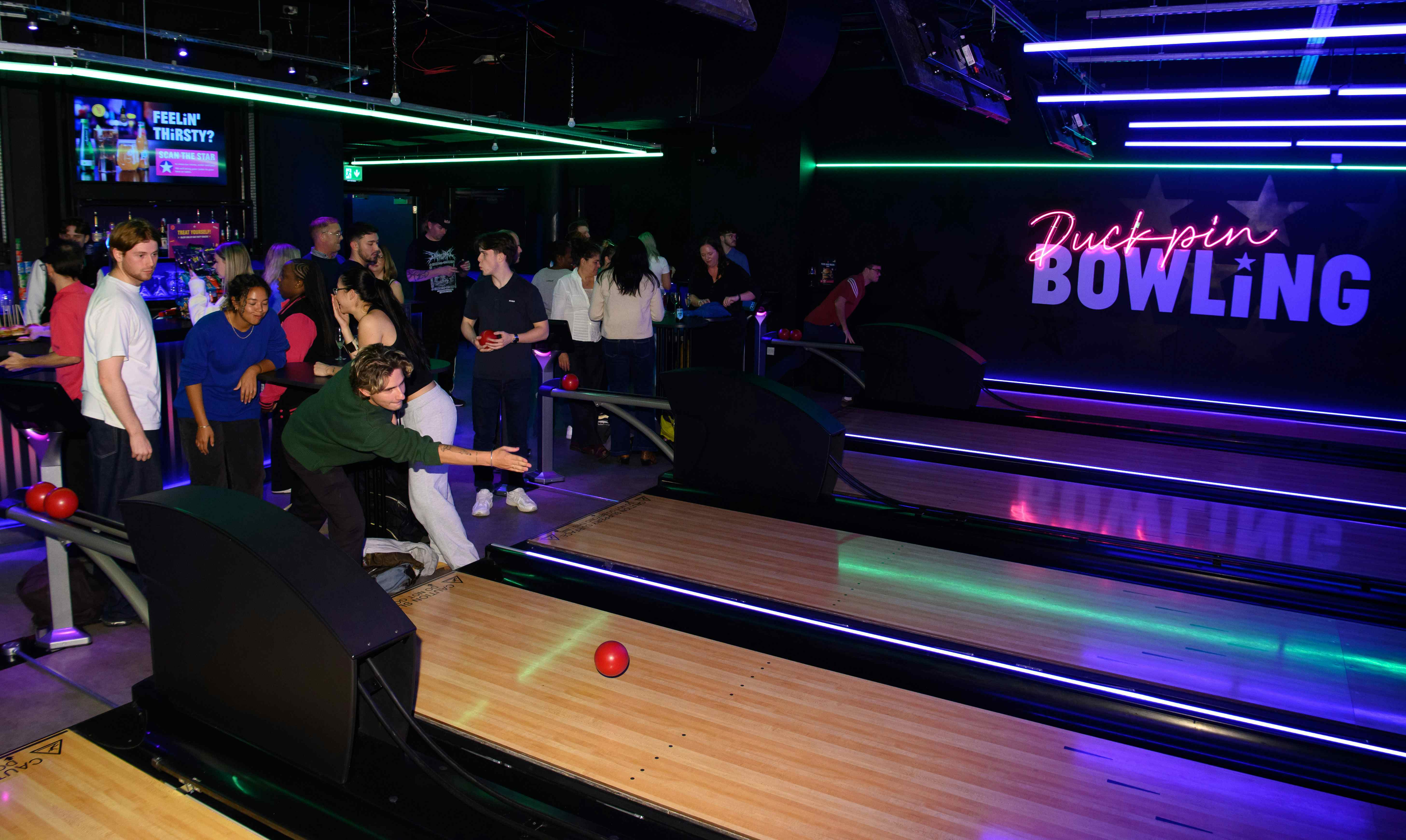 Hire Duckpin Lounge, Hollywood Bowl London O2 • HeadBox
